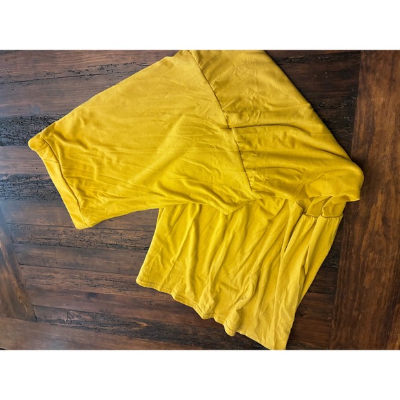 Mustard Tiered Wide Leg pants, size 5x - Picture 4 of 4